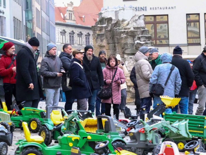 Dresden: LsV Sachsen protestiert gegen Mercosur vor der Frauenkirche am 8. Januar 2026