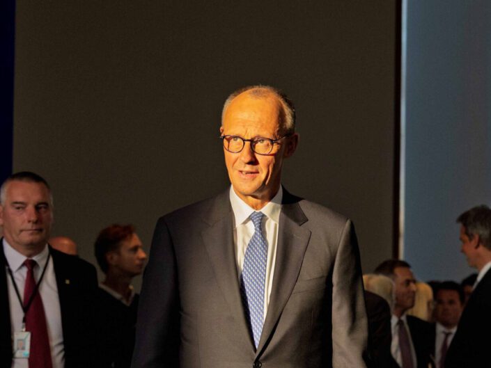 Amtsübergabe im Bundeskanzleramt: Scholz übergibt die Amtsgeschäfte an Bundeskanzler Merz in Berlin am 6. Mai 2025