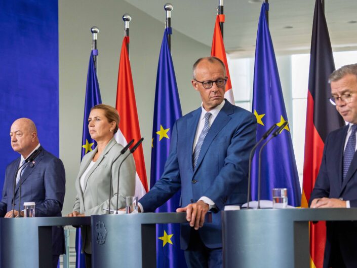 Pressekonferenz nach Beratungen zum EU-Haushalt in Berlin am 27. August 2026